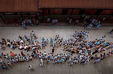 恩惠昆仑鸿星发展训练营开幕约40名中国球员参